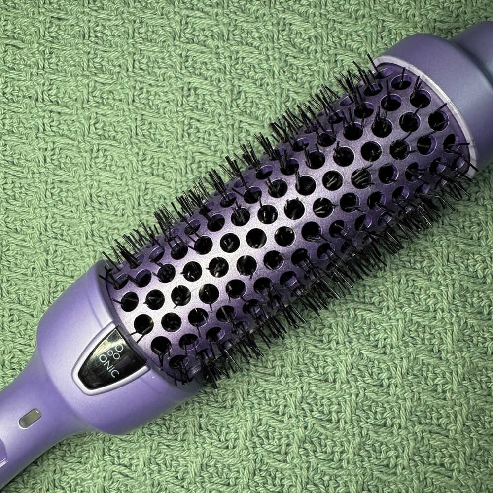 💜LIKE NEW WAVYTALK HOT BRUSH💜 - Picture 2 of 4